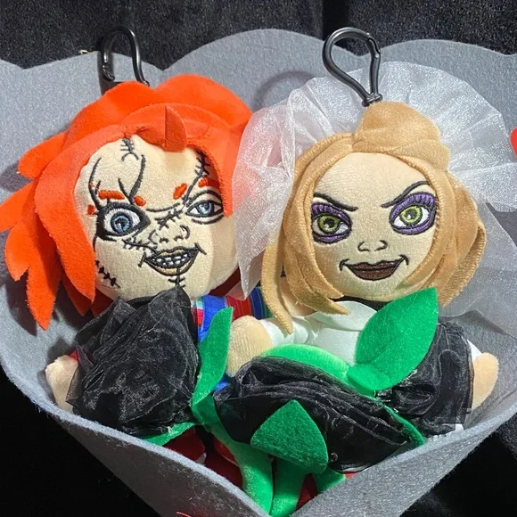 Chucky and Tiffany Plush Bouquet - Picture 2 of 12
